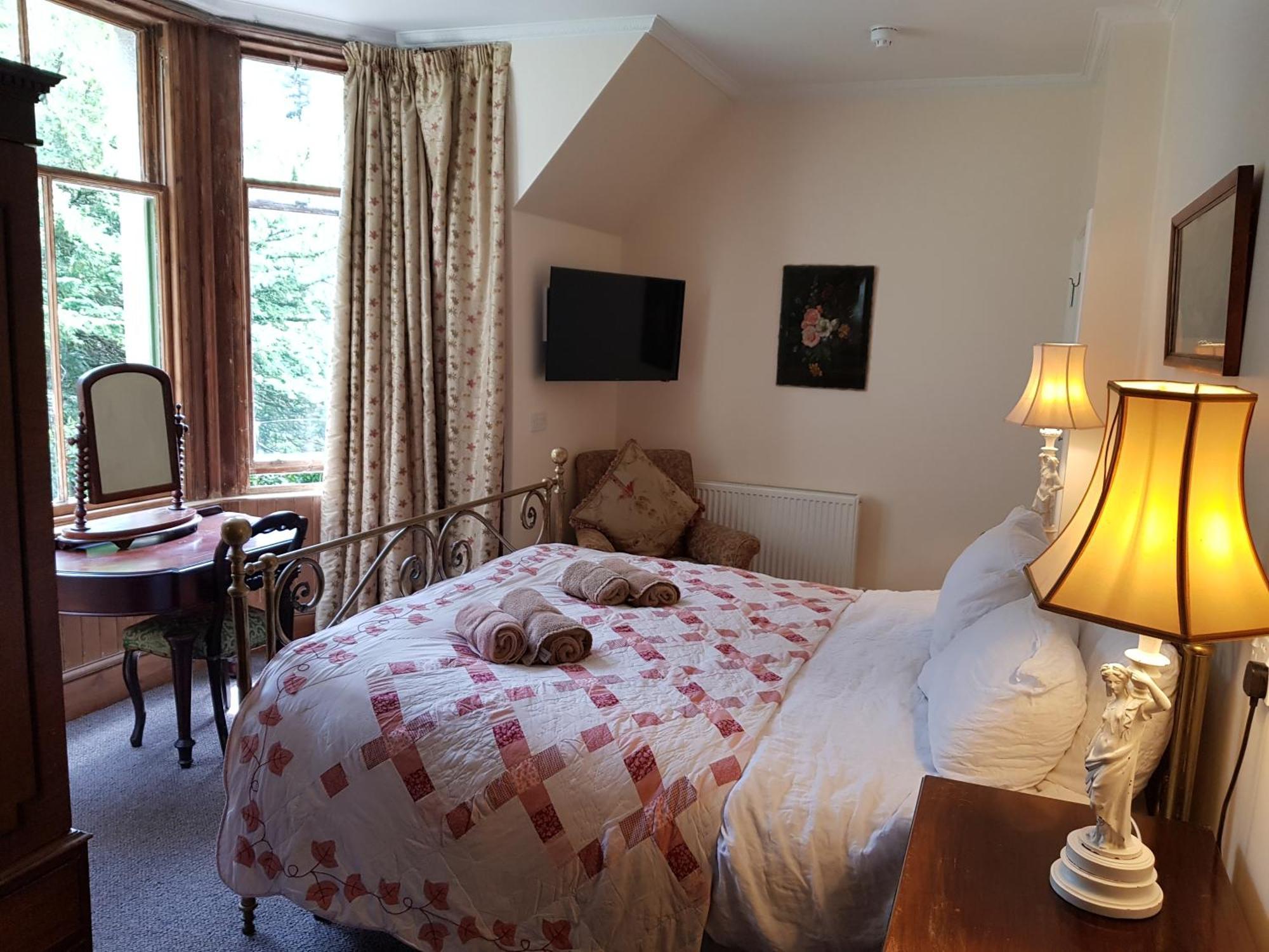 Cambus O' May Traditional Highland Hotel Ballater Habitación foto
